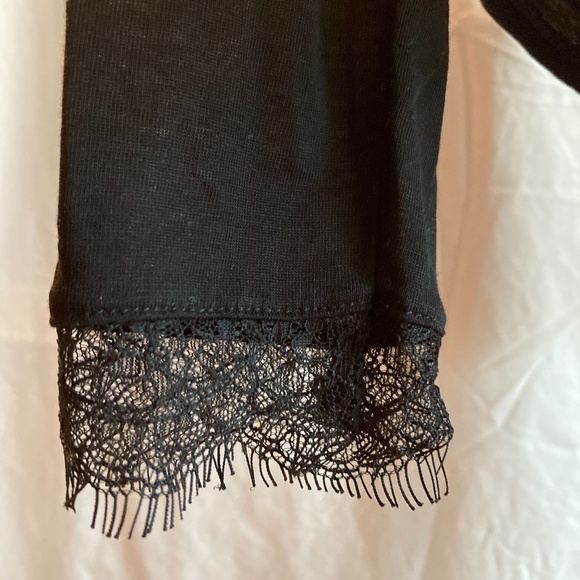 LAST CHANCE - Express Black Tee - Picture 4 of 5